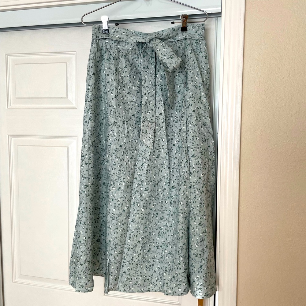 Reformation midi skirt (size 6)